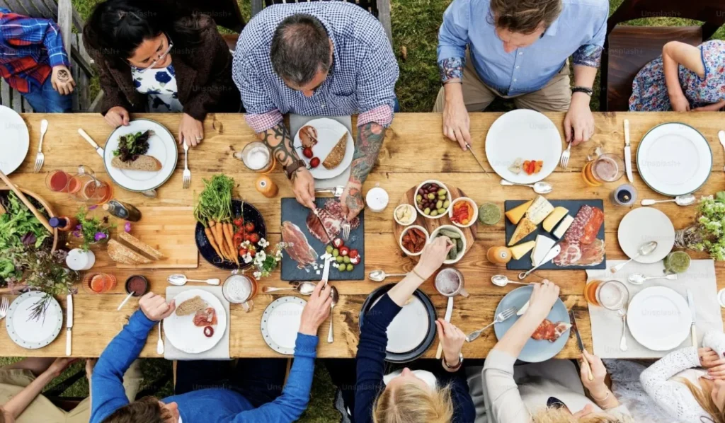 Tips for Pairing African Summer Drinks with Your Braai Menu