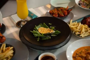 Where to Eat Oysters in Dubai, Including the Gold-Wrapped One Where to Eat Oysters in Dubai, Including the Gold-Wrapped One